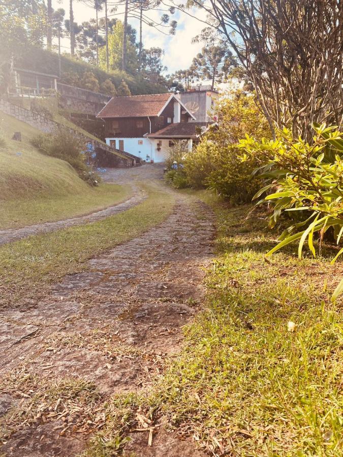 Fontana, Centro Capivari Villa Campos do Jordao Luaran gambar